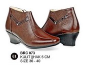 Sepatu Boots Kulit Wanita Baricco BRC 073