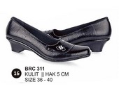 Sepatu Casual Kulit Wanita BRC 311
