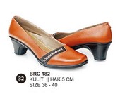 Sepatu Casual Kulit Wanita BRC 182