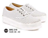Sepatu Casual Wanita BRC 318