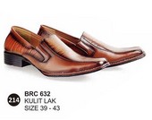 Sepatu Formal Kulit Pria BRC 632