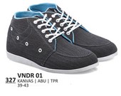 Sepatu Sneakers Pria Everflow VNDR 01