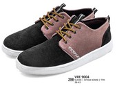 Sepatu Sneakers Pria VRE 9004