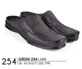 Sepatu Bustong Pria GRDN 254