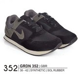 Sepatu Sneakers Pria GRDN 352