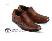 Sepatu Formal Pria Golfer GF 8210