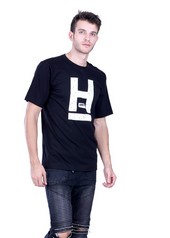 Kaos T Shirt Pria Hurricane H 0155