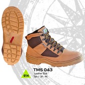 Sepatu Adventure Pria Trekking TMS 043